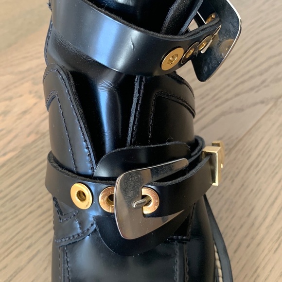 Balenciaga Ceinture Cutout Boots - Picture 9 of 13